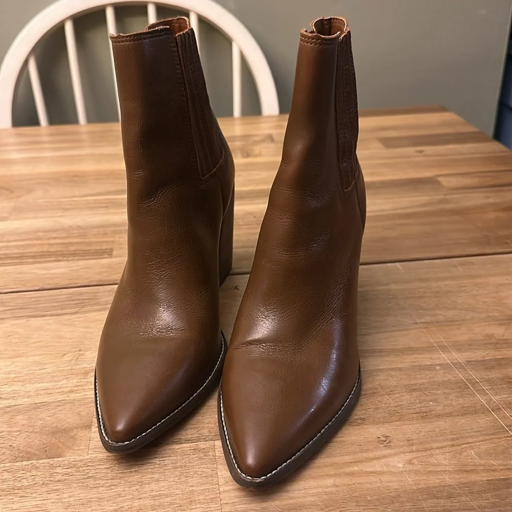 STEVE MADDEN Acton booties